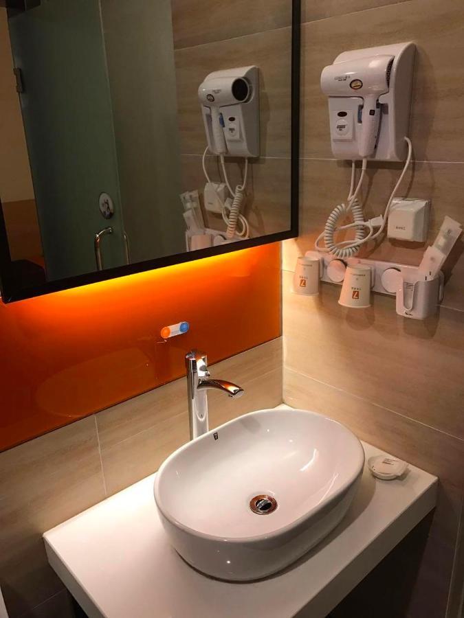 7 Days Premium Chongqing Jiangbei International Airport Branch Hotel Luaran gambar