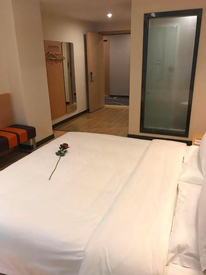 7 Days Premium Chongqing Jiangbei International Airport Branch Hotel Luaran gambar