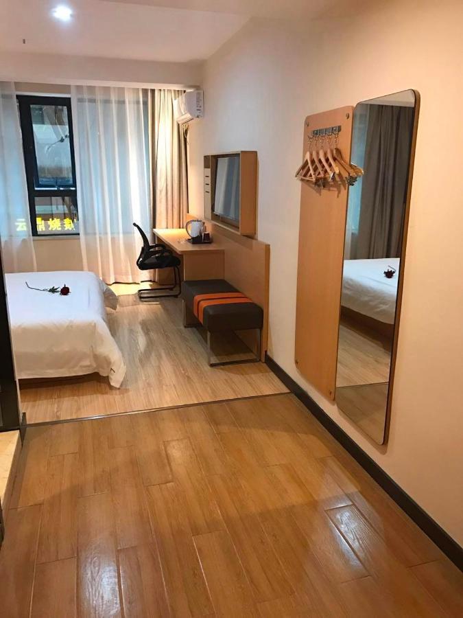 7 Days Premium Chongqing Jiangbei International Airport Branch Hotel Luaran gambar