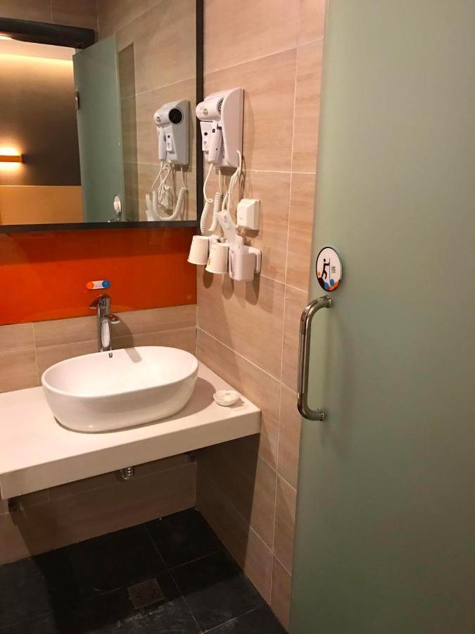 7 Days Premium Chongqing Jiangbei International Airport Branch Hotel Luaran gambar
