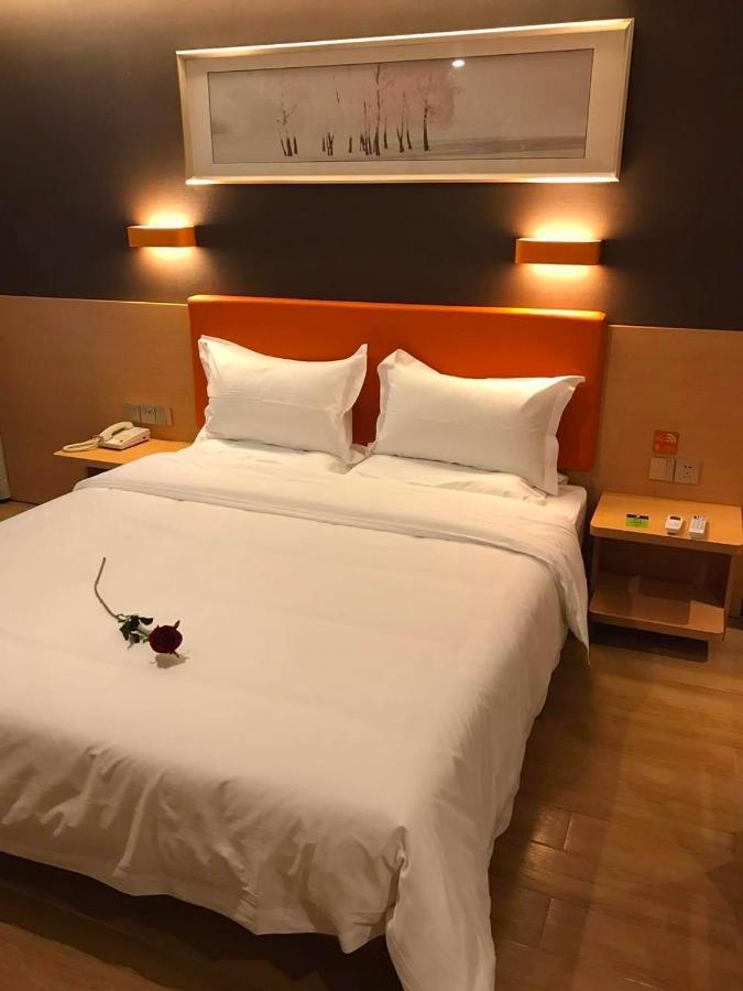 7 Days Premium Chongqing Jiangbei International Airport Branch Hotel Luaran gambar